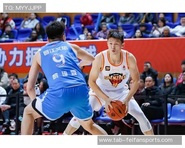 周鹏22分引领攻势,谦虚称实力尚需提升——解读新疆大战中的篮球精神